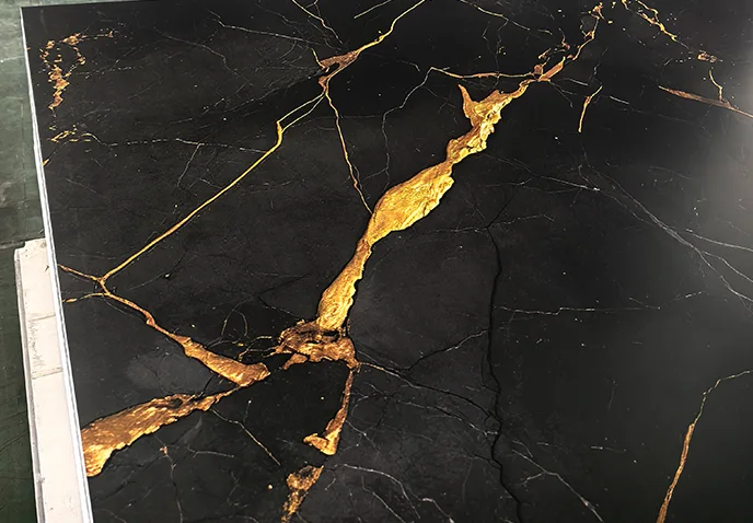 Commoda Carbon Crystal Wall Panel.