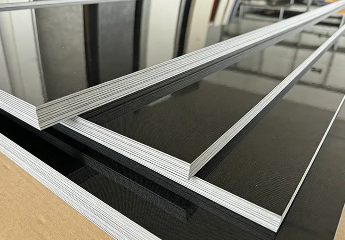 PET Speculum Carbonis Muri Panel Crystal.