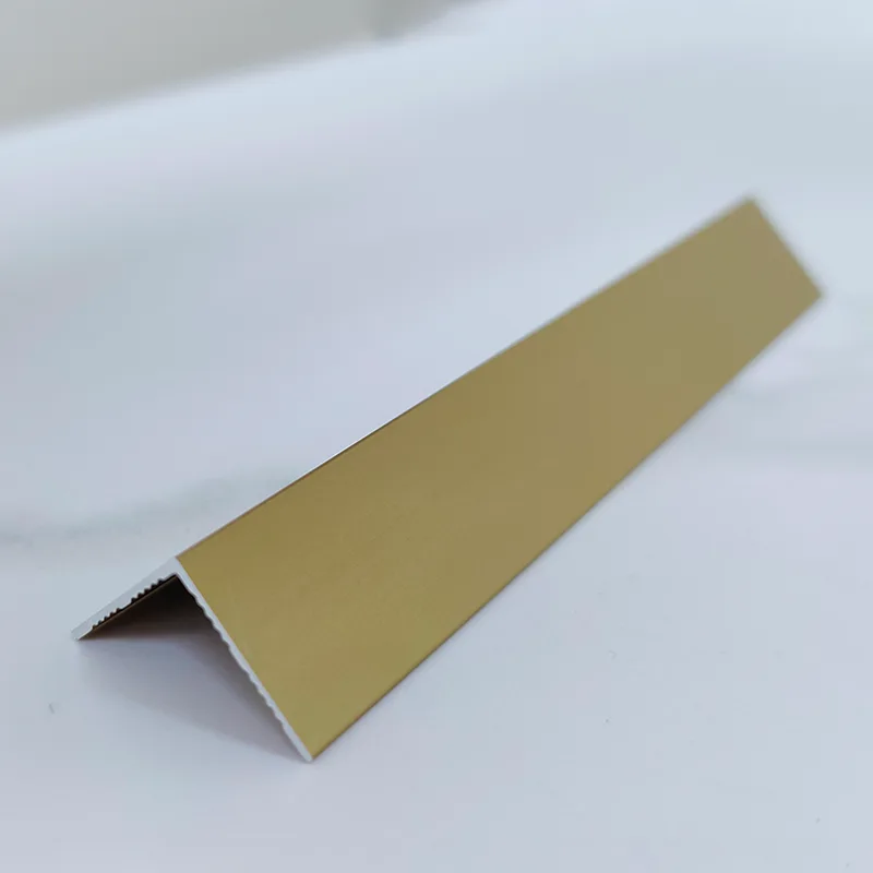 XC ° rectus-angulus Trim